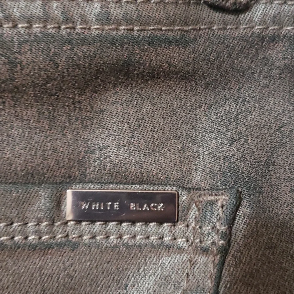 White House Black Market 59% Modal Chocolate Button-fly Slacks - #59-T💛 - Picture 9 of 9